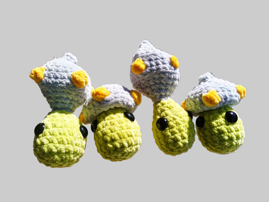Handmade Crochet Plush – Fidget Alien